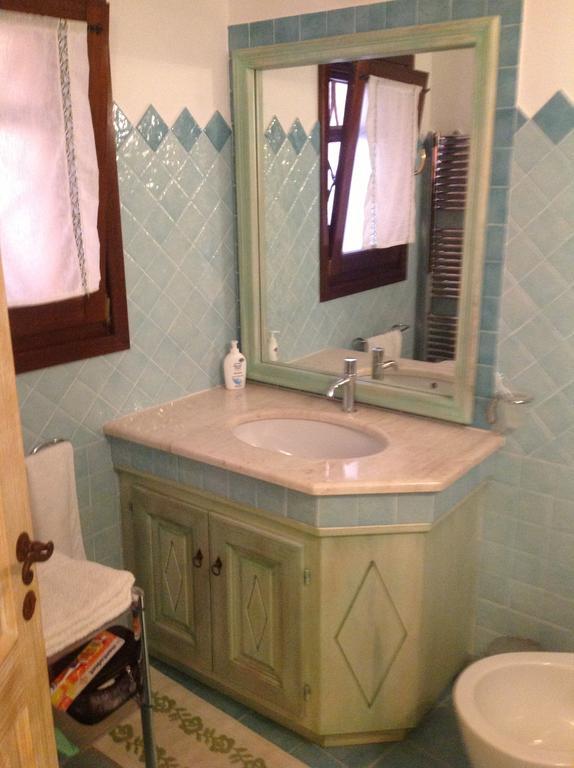 Villa Il Melograno Cannigione Esterno foto