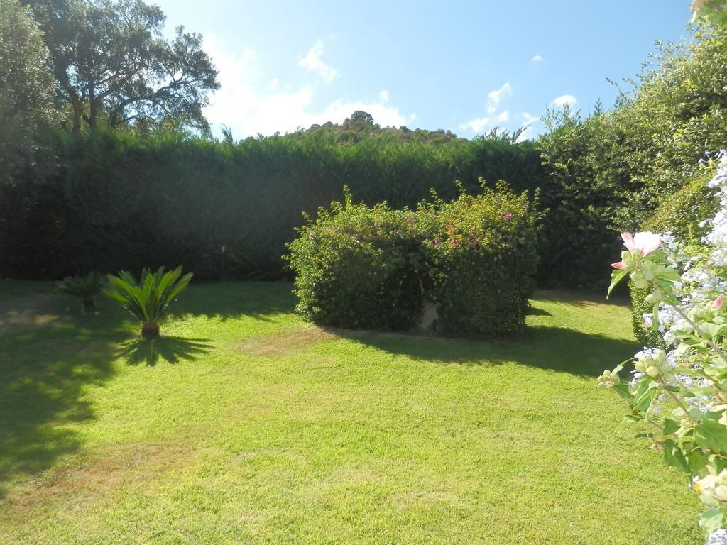 Villa Il Melograno Cannigione Esterno foto