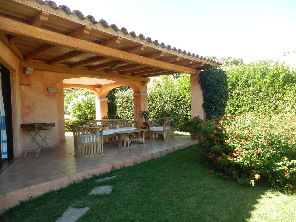 Villa Il Melograno Cannigione Esterno foto