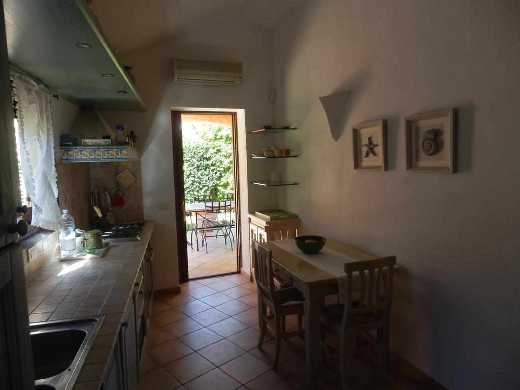 Villa Il Melograno Cannigione Esterno foto
