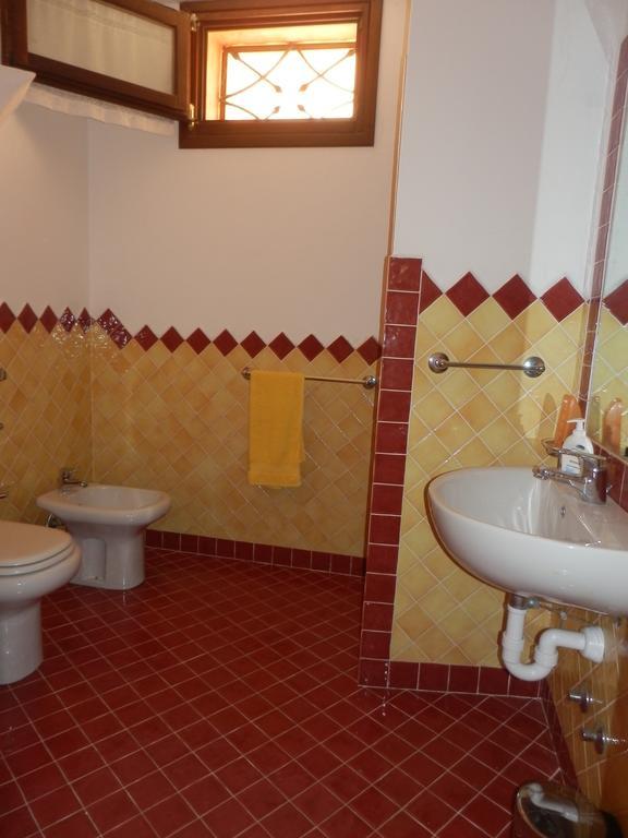 Villa Il Melograno Cannigione Esterno foto